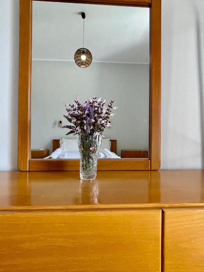 ניקיאנה Cosy Apartment With Sea View Close To The Beach מראה חיצוני תמונה